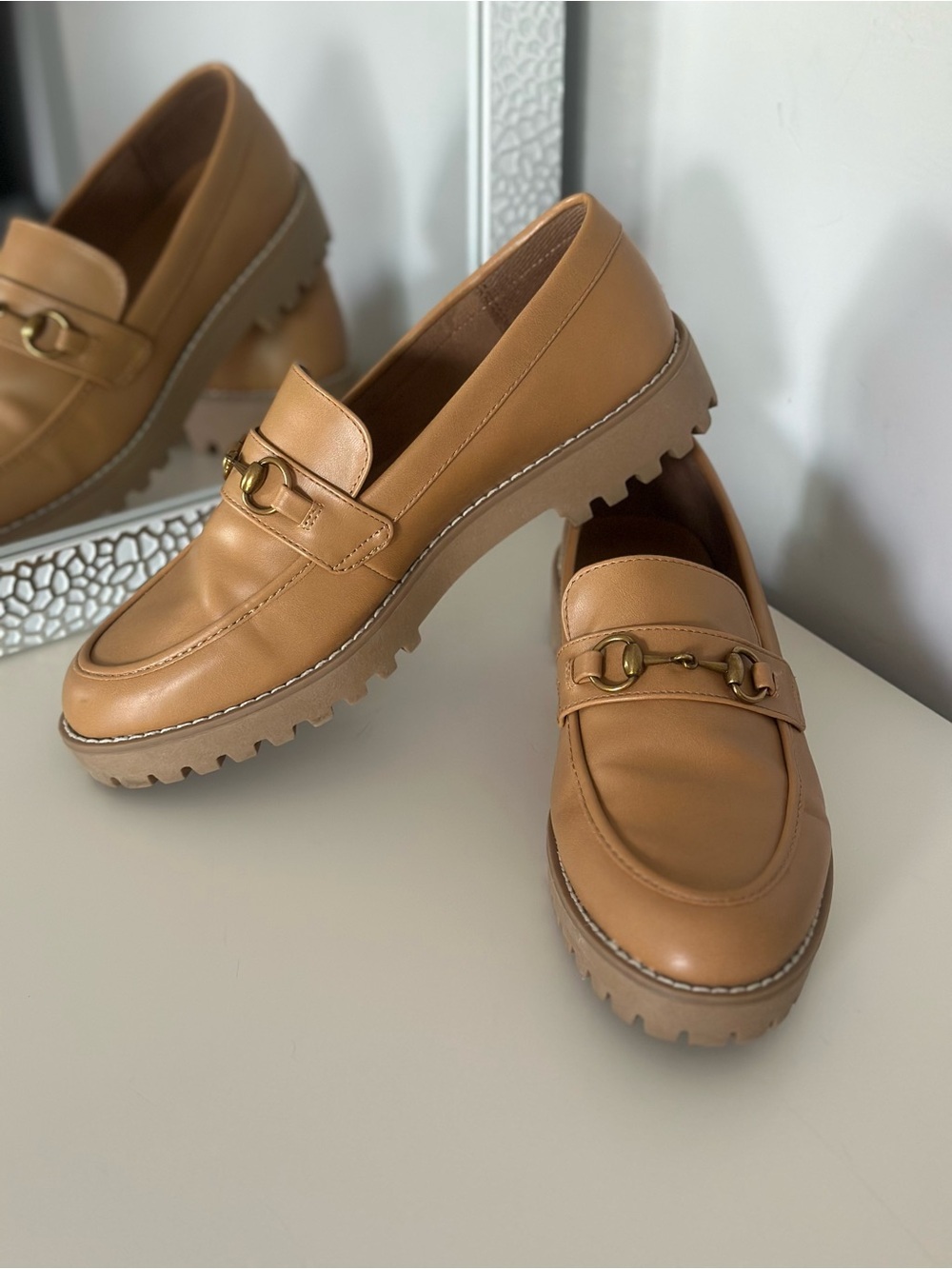 a new day Tan Lug-Sole Bit Loafers Sz 8